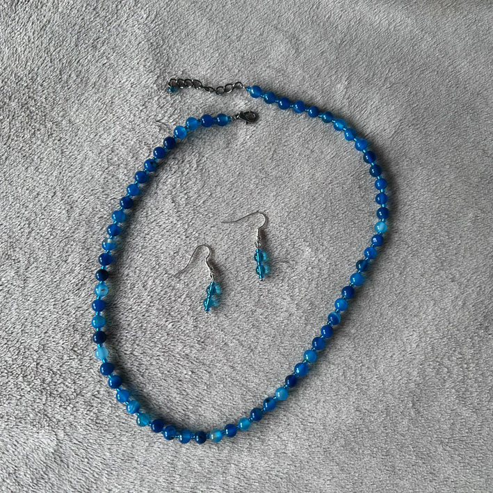 Turquoise ketting met oorbellen